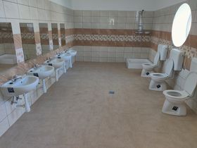 Óvodai mosdó helyiség